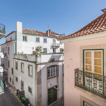 Apartment Atalaia! Bairro Alto Concepto Lissabon