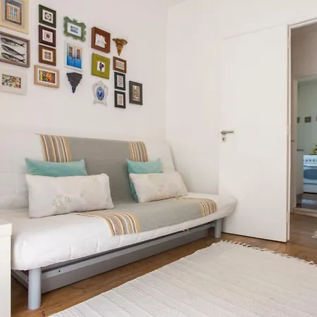 Apartment Atalaia! Bairro Alto Concepto Lissabon